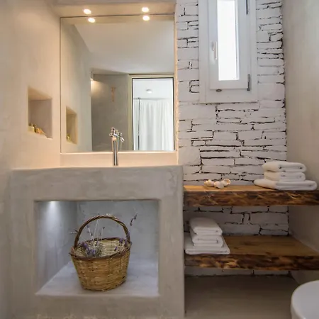 Levantes Ios Boutique Μυλοπότας