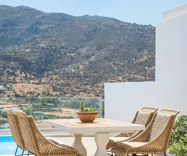 Levantes Ios Boutique Mylopotas