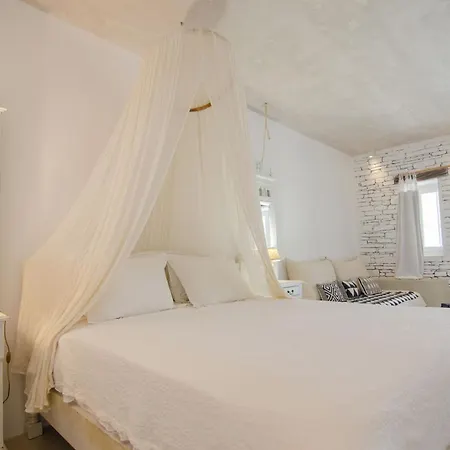 Levantes Ios Boutique 4* Mylopotas