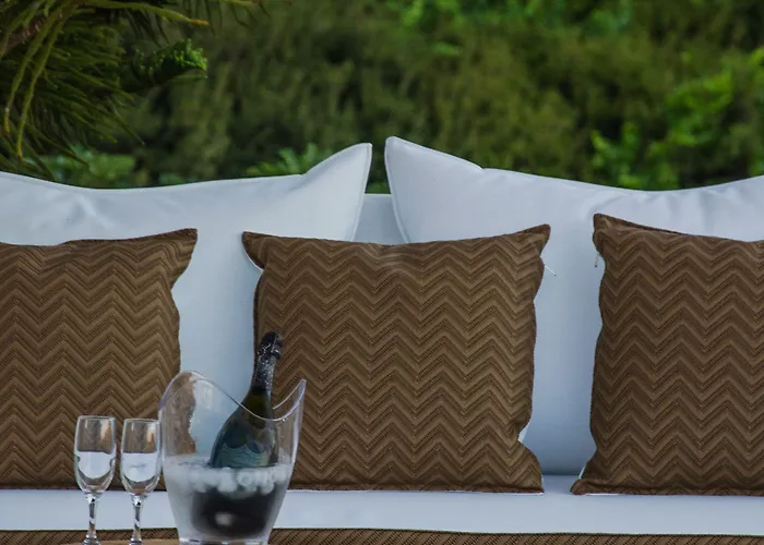 Levantes Ios Boutique Μυλοπότας