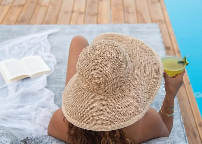 Отель Levantes Ios Boutique